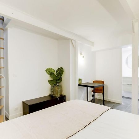 Nice Apartment Renovated And Bright Street Side Paris Extérieur photo