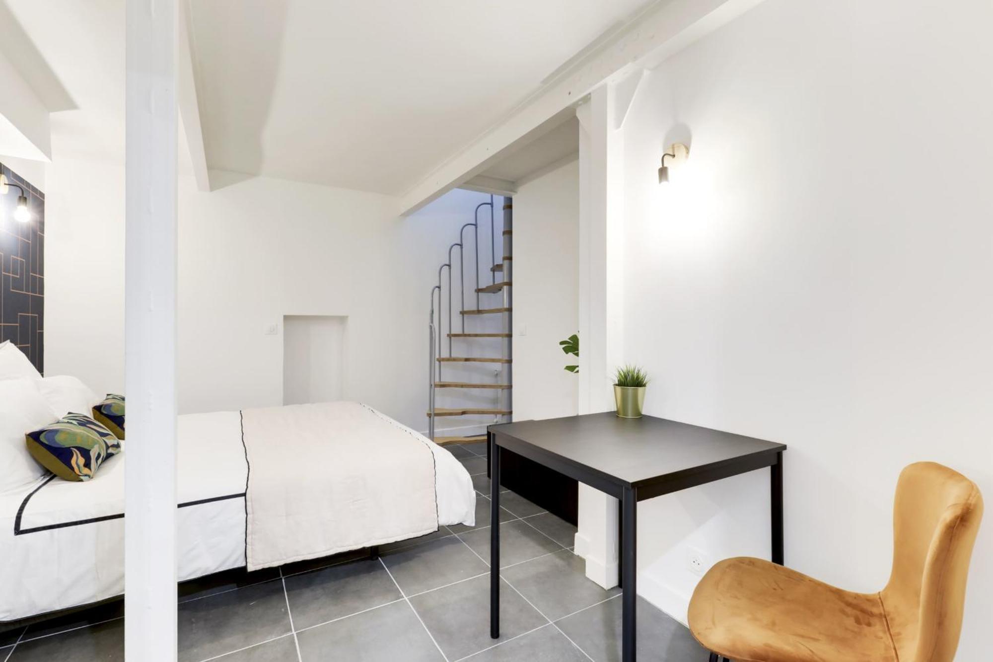 Nice Apartment Renovated And Bright Street Side Paris Extérieur photo