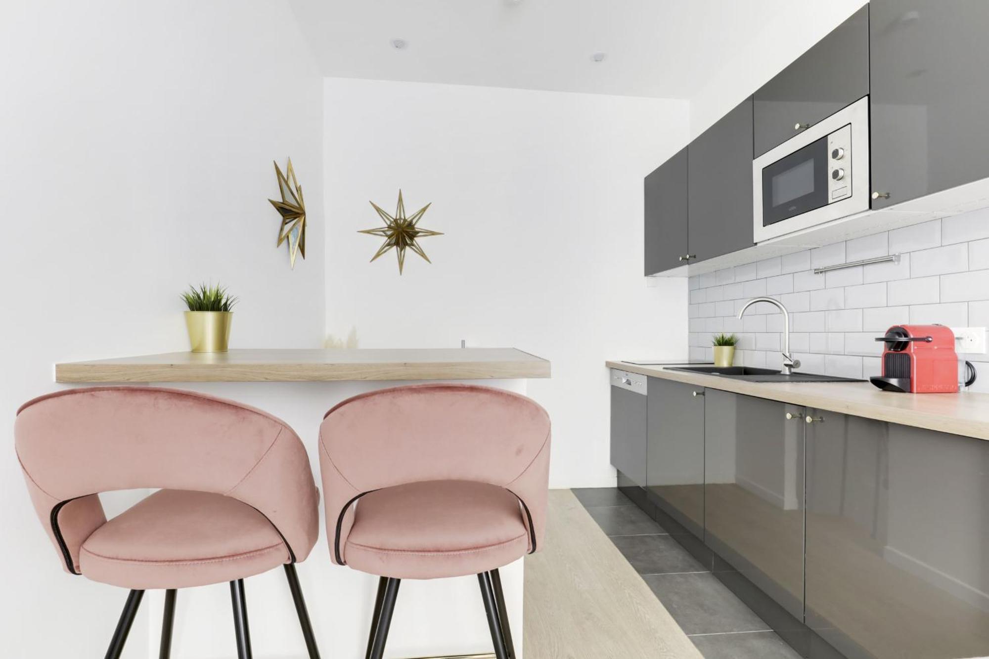 Nice Apartment Renovated And Bright Street Side Paris Extérieur photo